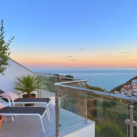 Apartment Fuer 4 Personen Ca 70 Qm In Nerja, Andalusien Costa Del Sol